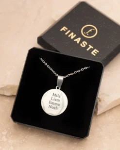 Finaste Familie naamketting Best
