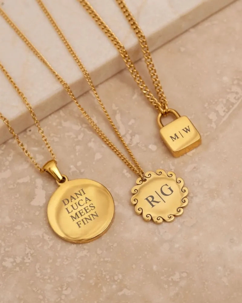 Finaste Familie naamketting goud kleurig Clearance