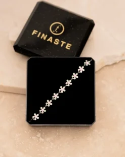 Finaste Flower bracelet pink Clearance