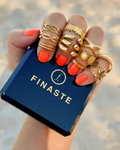 Finaste Flower ring goudkleurig Outlet