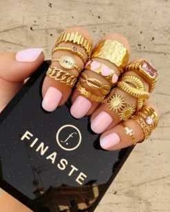 Finaste Geboortesteen ring goudkleurig Hot