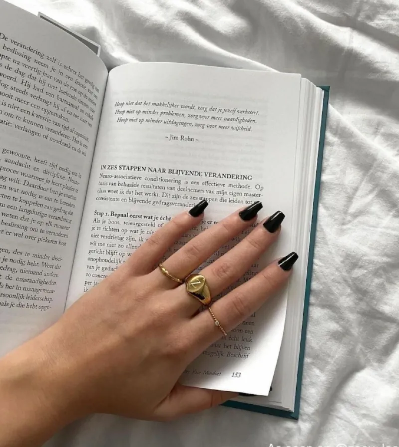 Finaste Gedraaid ringetje met steentje gold plated Best