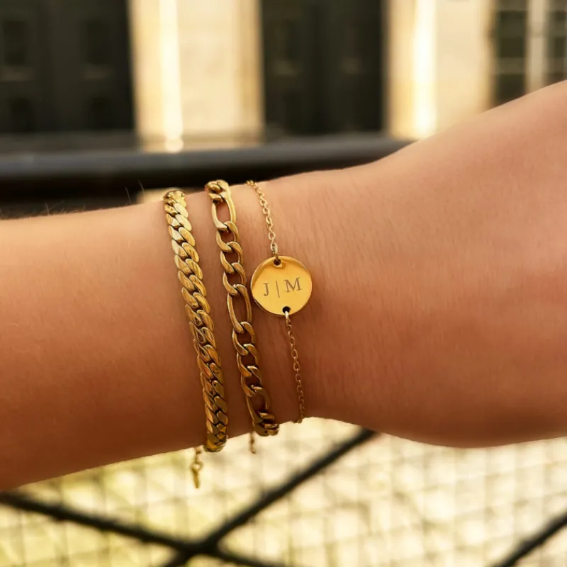 Finaste Gepersonaliseerde Armband Twee Initialen Goud Kleurig Sale