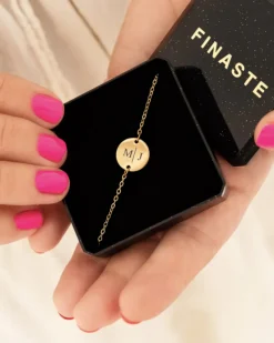 Finaste Gepersonaliseerde Armband Twee Initialen Goud Kleurig Sale