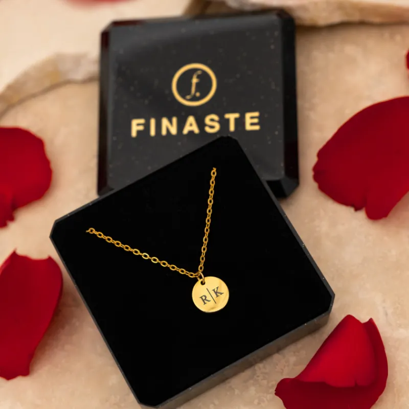 Finaste Gepersonaliseerde Ketting Twee Initialen Goud Kleurig Best