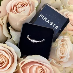 Finaste Glamorous ring Online