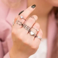 Finaste Golddigger ring triangle Clearance