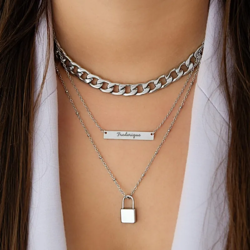 Finaste Graveerbare bar ketting met sierletters Outlet