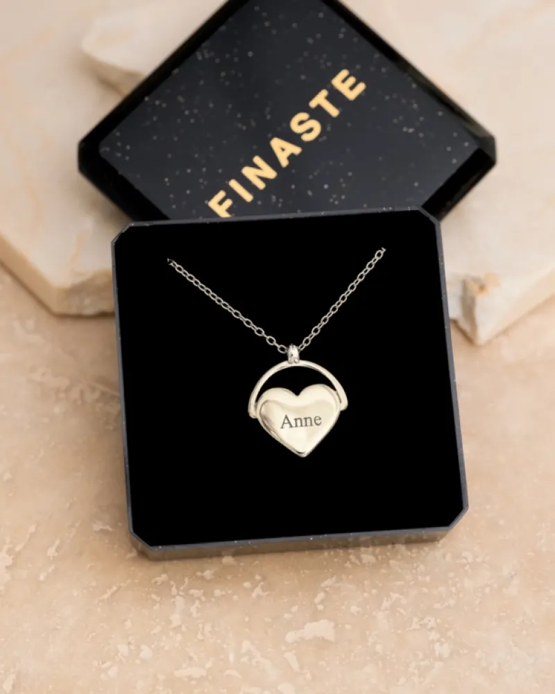 Finaste Graveerbare hartjes ketting ariana Fashion