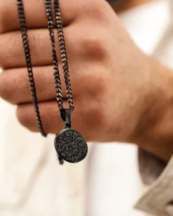Finaste Graveerbare heren ketting sterrenhemel zwart Fashion