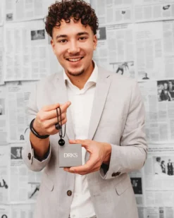 Finaste Graveerbare mannen ketting met munt zwart Fashion