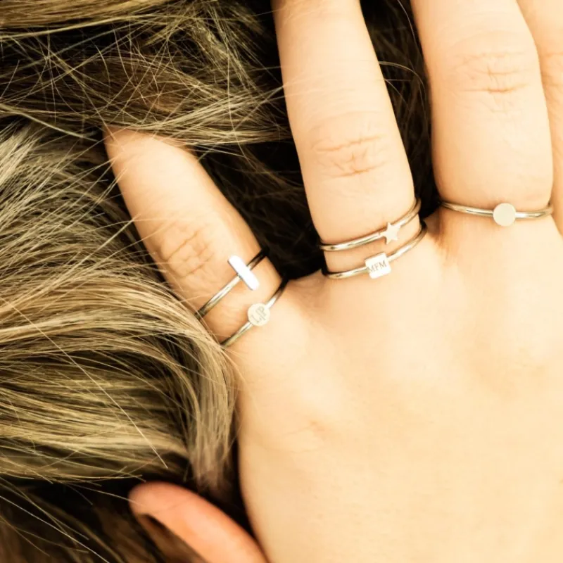 Finaste Graveerbare minimalistische ring met muntje Hot