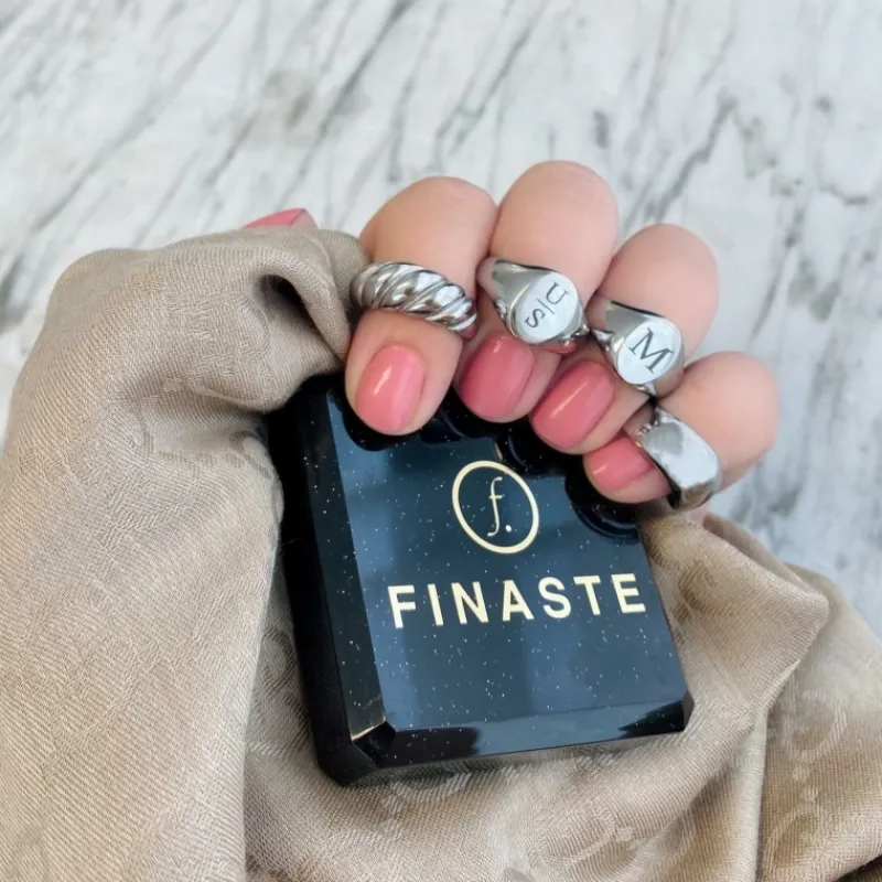 Finaste Grote zegelring 1 letter Sale