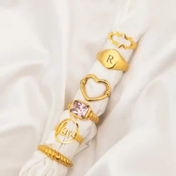 Finaste Grote zegelring 1 letter goud kleurig Clearance