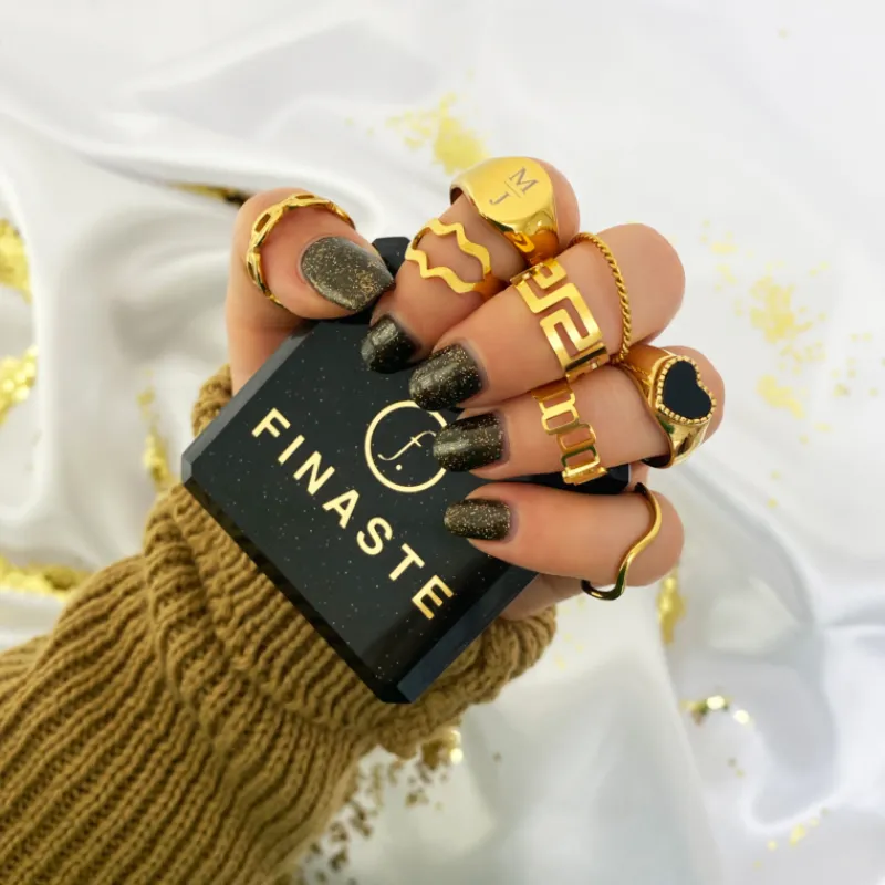 Finaste Grote zegelring 2 letters goud kleurig Clearance