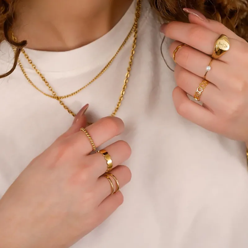 Finaste Grote zegelring 2 letters goud kleurig Clearance