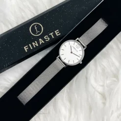 Finaste Horloge kleur zilver Online
