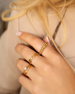 Finaste Influencer ring oval goudkleurig Hot