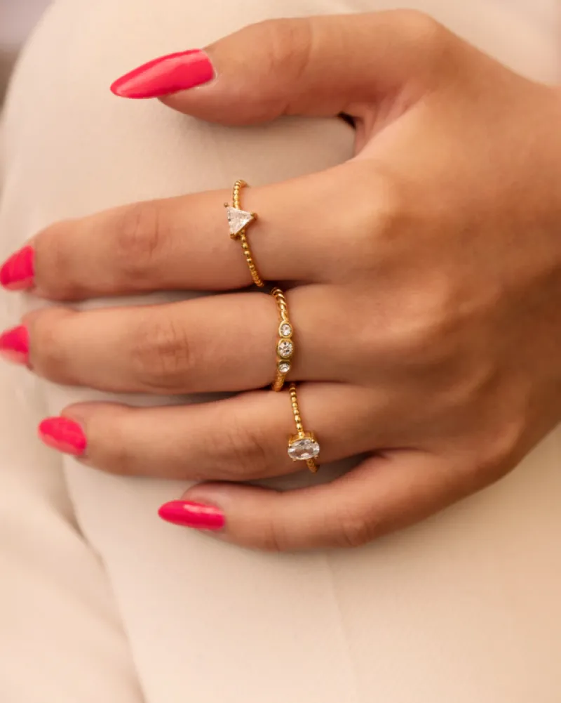 Finaste Influencer ring triangle goudkleurig Online