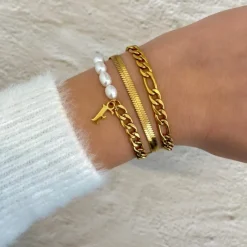 Finaste Initial armband chain & pearl kleur goud Online