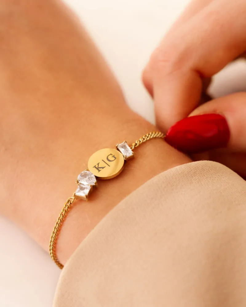 Finaste Initial armband high-end stones goudkleurig New