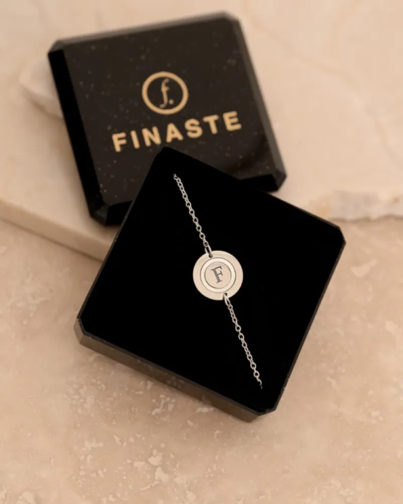 Finaste Initial armband luxury Hot