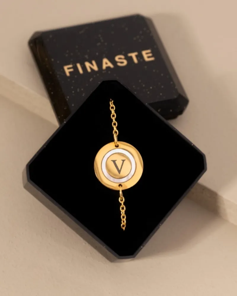 Finaste Initial armband luxury kleur goud Best