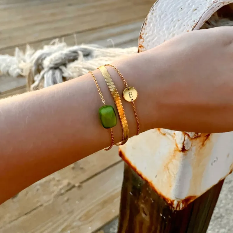 Finaste Initial Armband Mini Coin Goud Kleurig Best