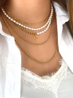 Finaste Initial ketting chain & pearl kleur goud Sale