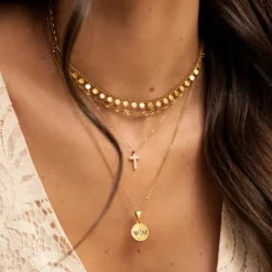 Finaste Initial necklace 2 letters goudkleurig Hot