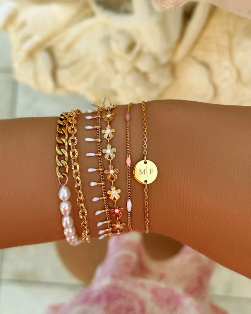 Finaste 2 initialen armband klein muntje goud kleurig Best