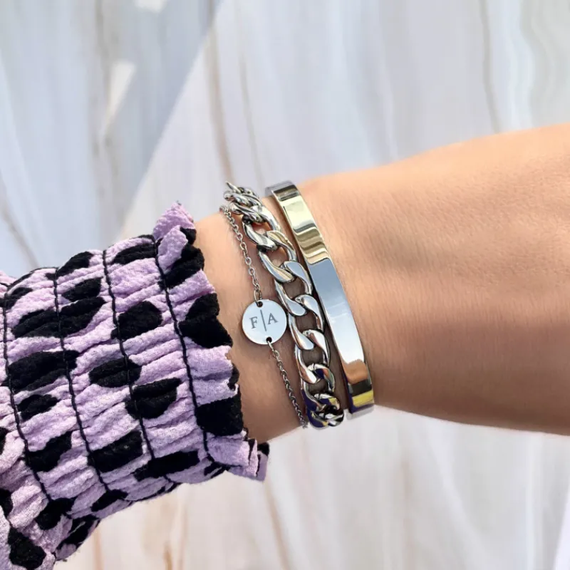 Finaste 2 initialen armband klein muntje Outlet