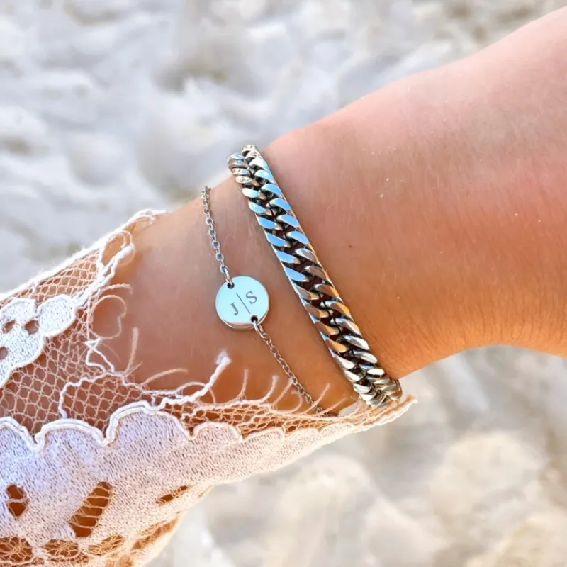 Finaste 2 initialen armband klein muntje Outlet