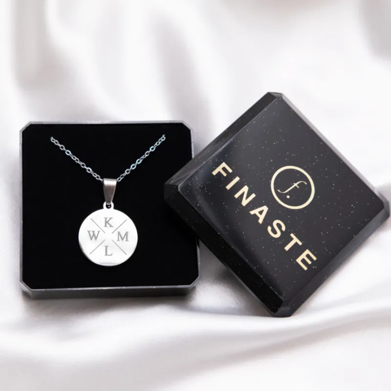 Finaste Ketting Met Vier Initialen Online
