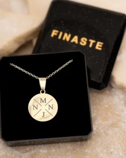 Finaste Ketting Met Vier Initialen Online
