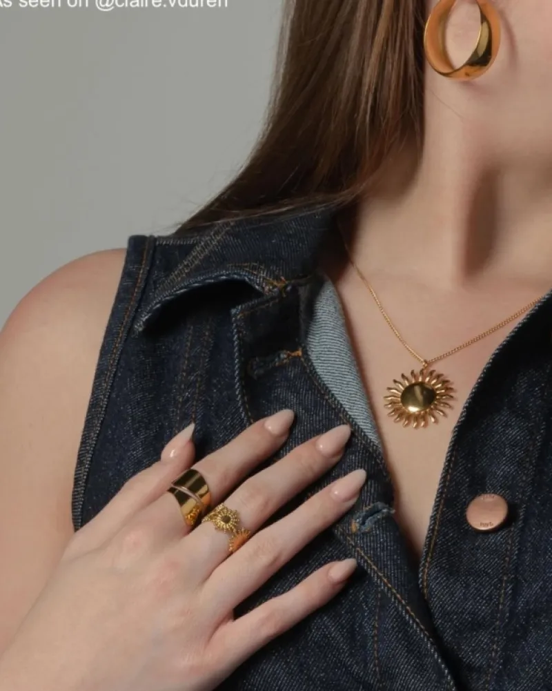 Finaste Ketting met zonnetje statement goudkleurig Best
