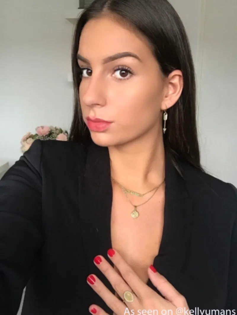 Finaste Ketting vier letters goud kleurig Best