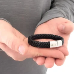 Finaste Leren mannen armband met naam Sale