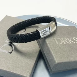 Finaste Leren mannen armband met naam Sale