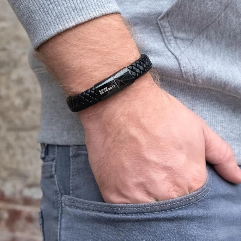 Finaste Leren mannen armband met naam zwart Outlet
