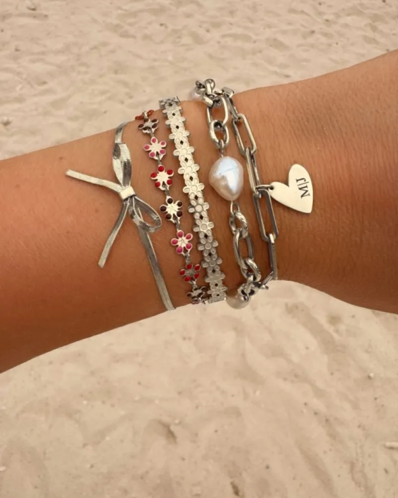 Finaste Letter armband hartje Clearance