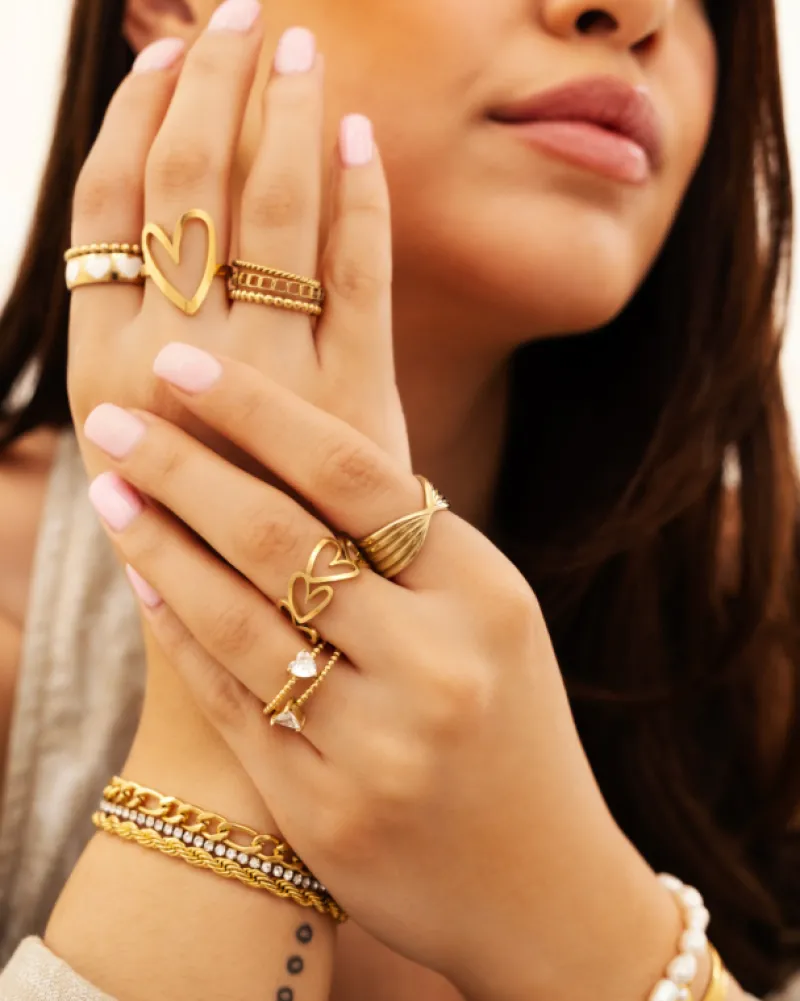 Finaste Love heart ring goldplated Clearance