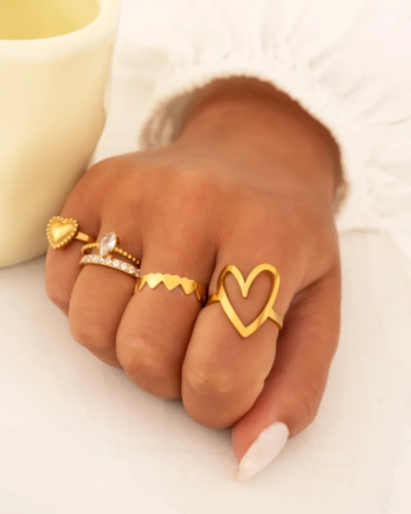 Finaste Love heart ring goldplated Clearance