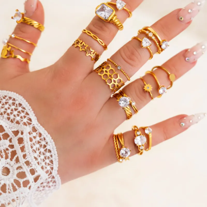 Finaste Luxury stones ring goudkleurig Outlet