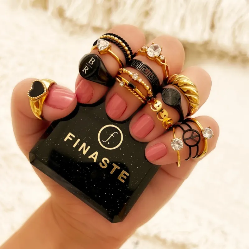 Finaste Luxury stones ring goudkleurig Outlet