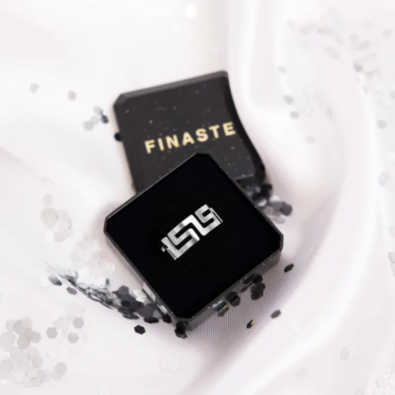 Finaste Maze ring Sale