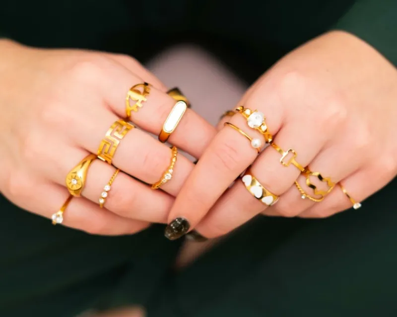Finaste Maze ring goldplated Clearance