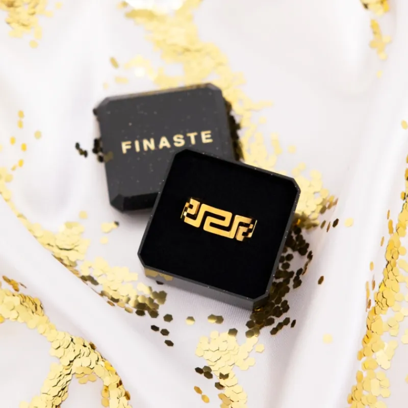 Finaste Maze ring goldplated Clearance