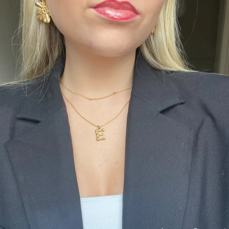 Finaste Mini initial ketting met hartje goudkleurig Online