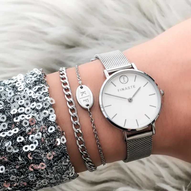 Finaste Musthave armbandje met 2 letters Sale